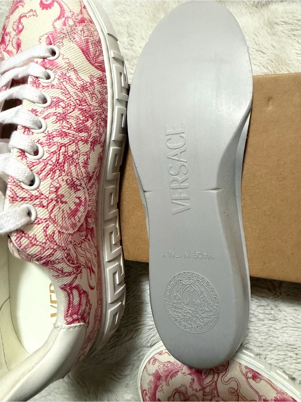 Versace Women’s Cream Canvas Sneakers with Pink Toile Print
Like New - Picture 10 of 11